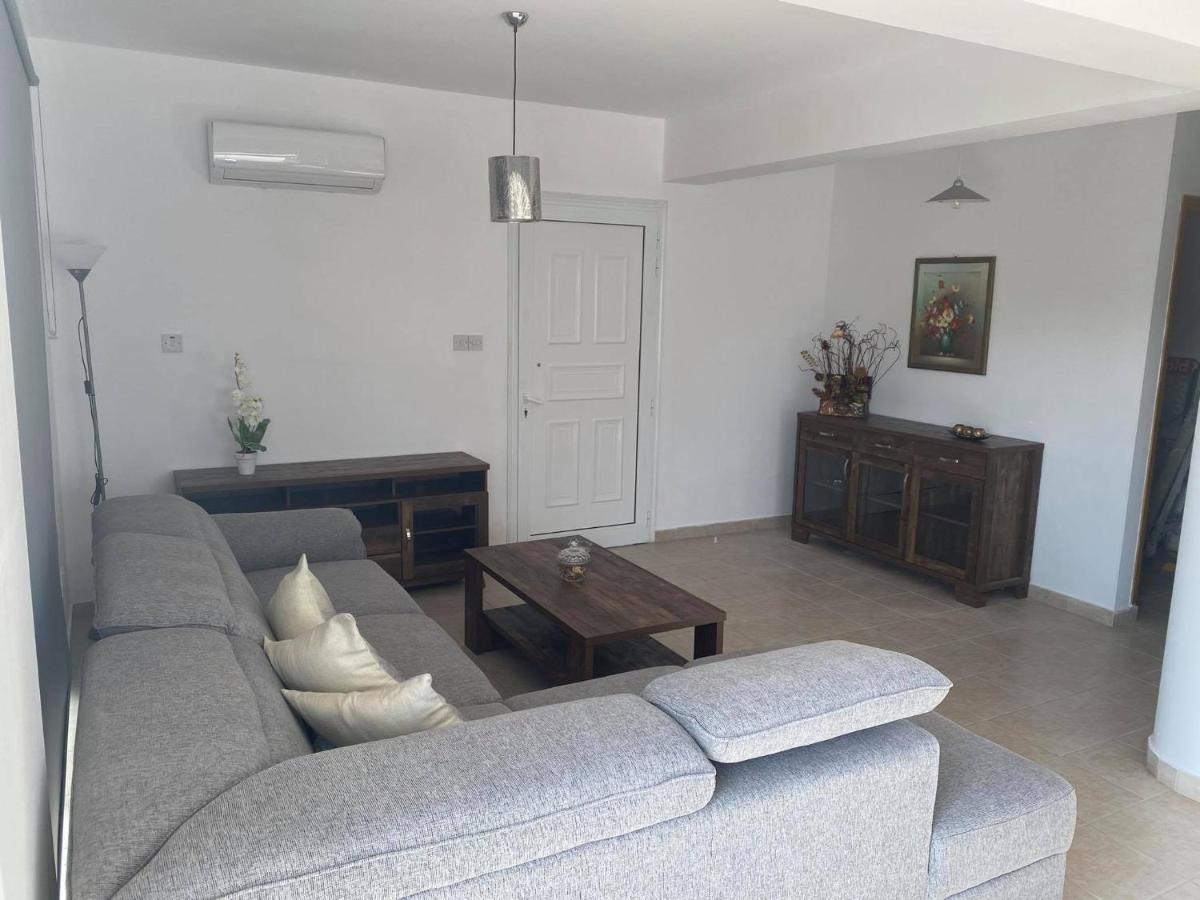 Cosy Apartment In Kato Paphos With Pool Access Exteriér fotografie