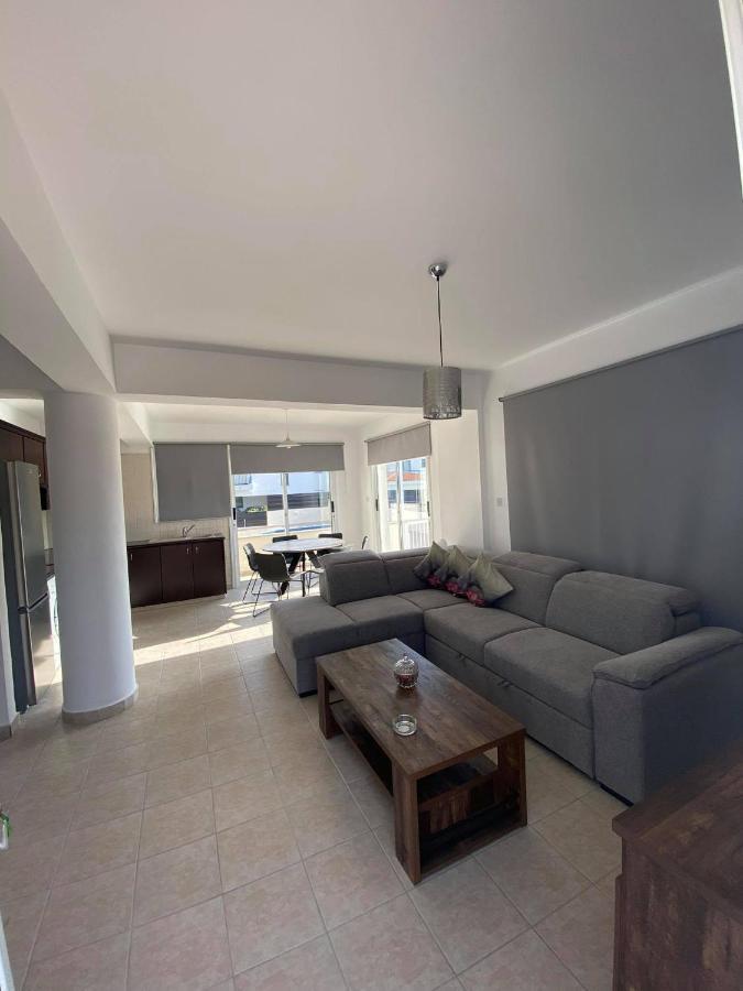 Cosy Apartment In Kato Paphos With Pool Access Exteriér fotografie