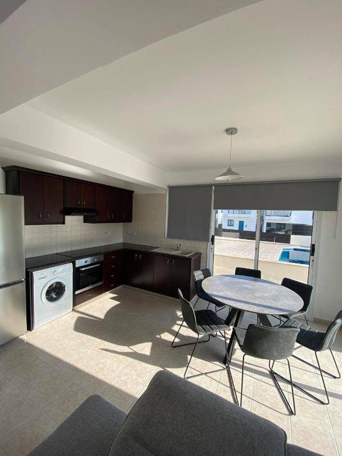 Cosy Apartment In Kato Paphos With Pool Access Exteriér fotografie